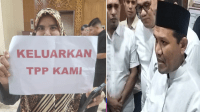 Ratusan Nakes RSUDZA Menuntut TPP dan Jasa Medis