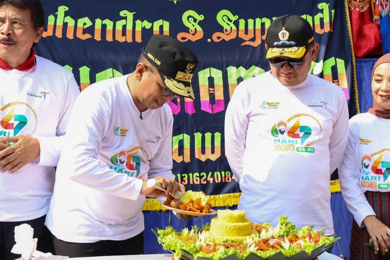 Gubernur Banten Andra Soni: Ruwat Laut Nelayan Carita Potensi Wisata Budaya Masyarakat Gubernur Banten Andra Soni: Ruwat Laut Nelayan Carita Potensi Wisata Budaya Masyarakat