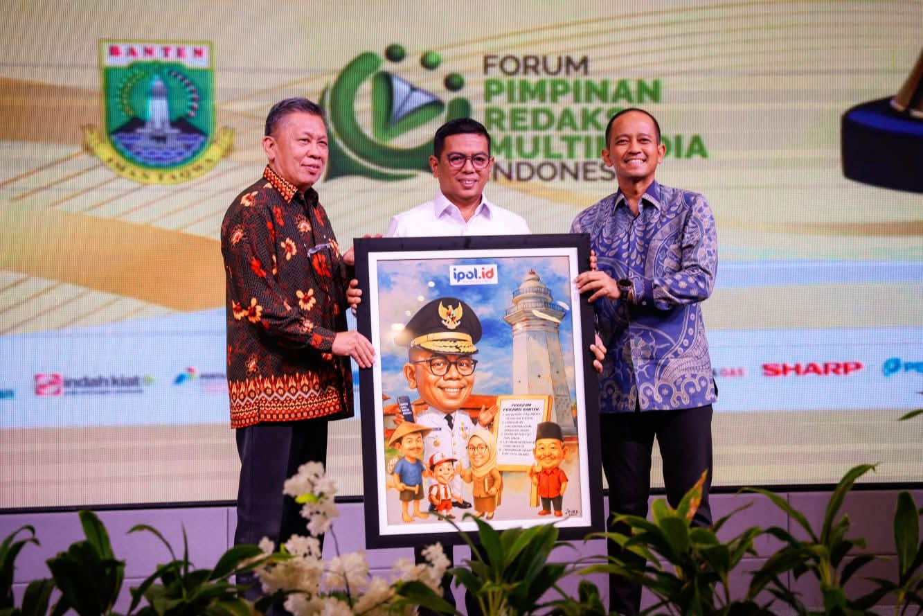 Gubernur Banten Andra Soni Raih Dua Pimred Award FPRMI Tahun 2025