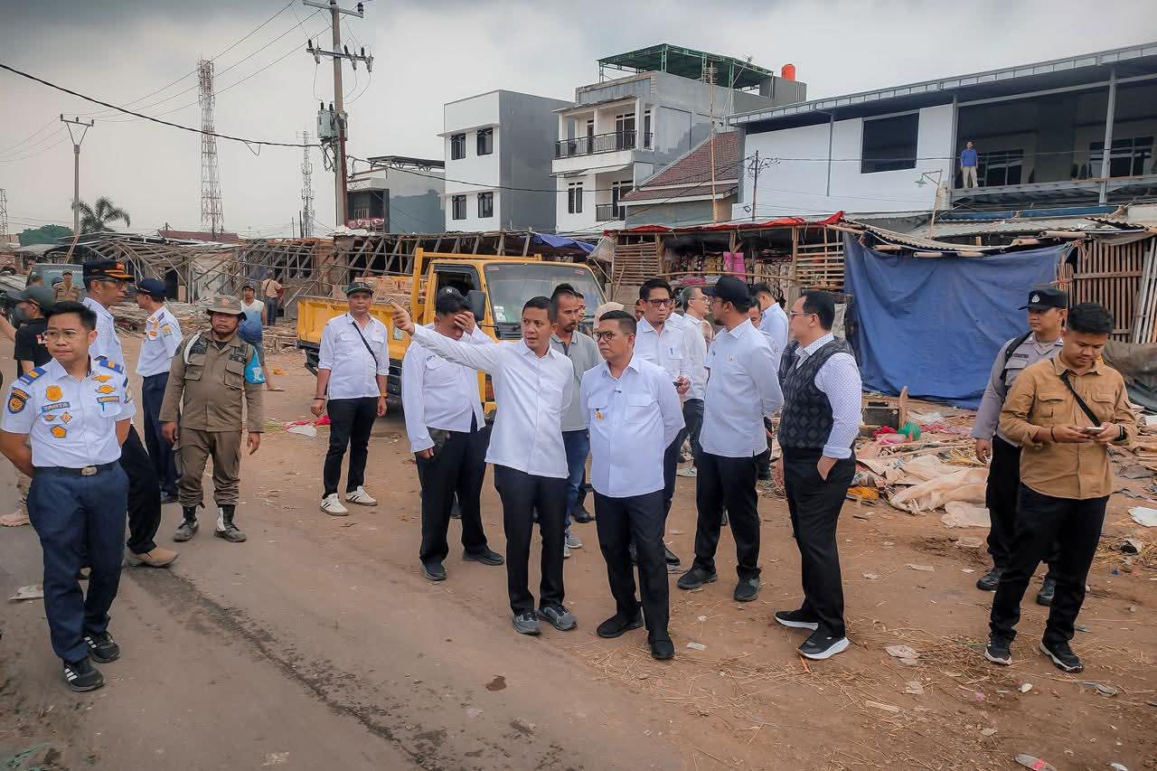 Gubernur Banten Andra Soni Dukung Penataan Pasar Induk Rau
