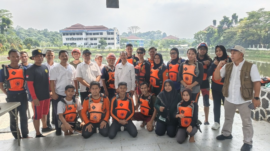 BPBD Banten adakan Kegiatan Peserta Peningkatan Kapasitas Evakuasi di dalam Air
