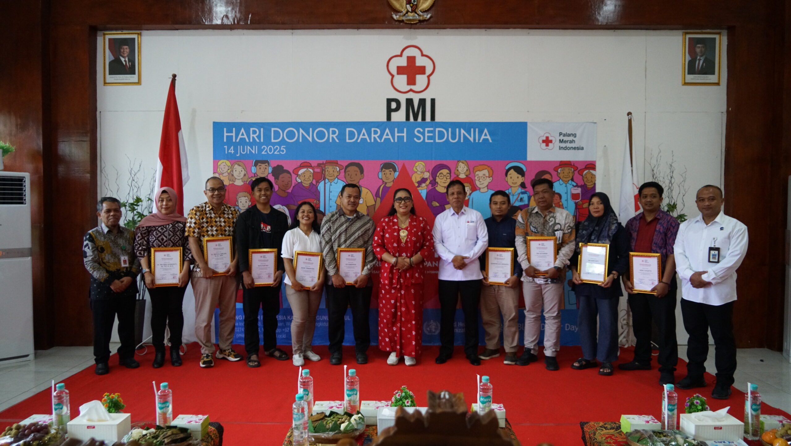 UDD PMI Gunungkidul Berikan Apresiasi Pendonor 25 Kali, Bupati: Jadikan Donor Darah Sebagai Gaya Hidup