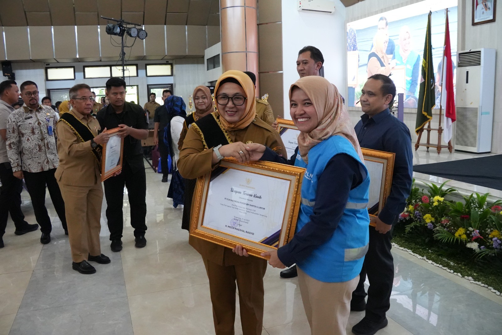 PLN Indonesia Power UBP Lontar Terima Penghargaan Dalam Upaya Perlindungan Anak di Kabupaten Tangerang PLN Indonesia Power UBP Lontar Terima Penghargaan Dalam Upaya Perlindungan Anak di Kabupaten Tangerang