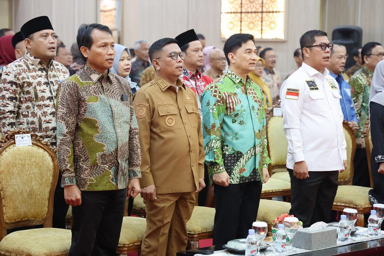 Gubernur Banten Andra Soni Pimpin Rakor Pemberantasan Korupsi Bersama KPK Gubernur Banten Andra Soni Pimpin Rakor Pemberantasan Korupsi Bersama KPK