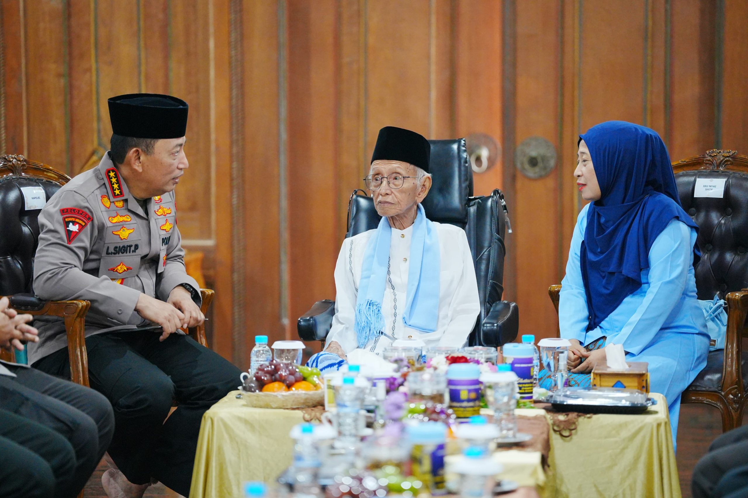 Kapolri Silaturahmi ke Ponpes Shiddiqiyyah Jombang, Perkuat Sinergi Umara dan Ulama