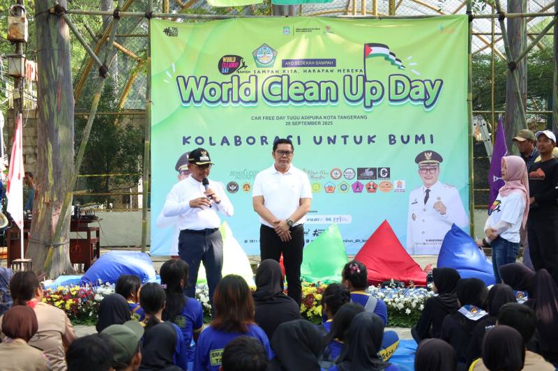 DPRD Kota Tangerang Bersatu dalam Aksi Sedekah Sampah Peringati World Cleanup Day 2025