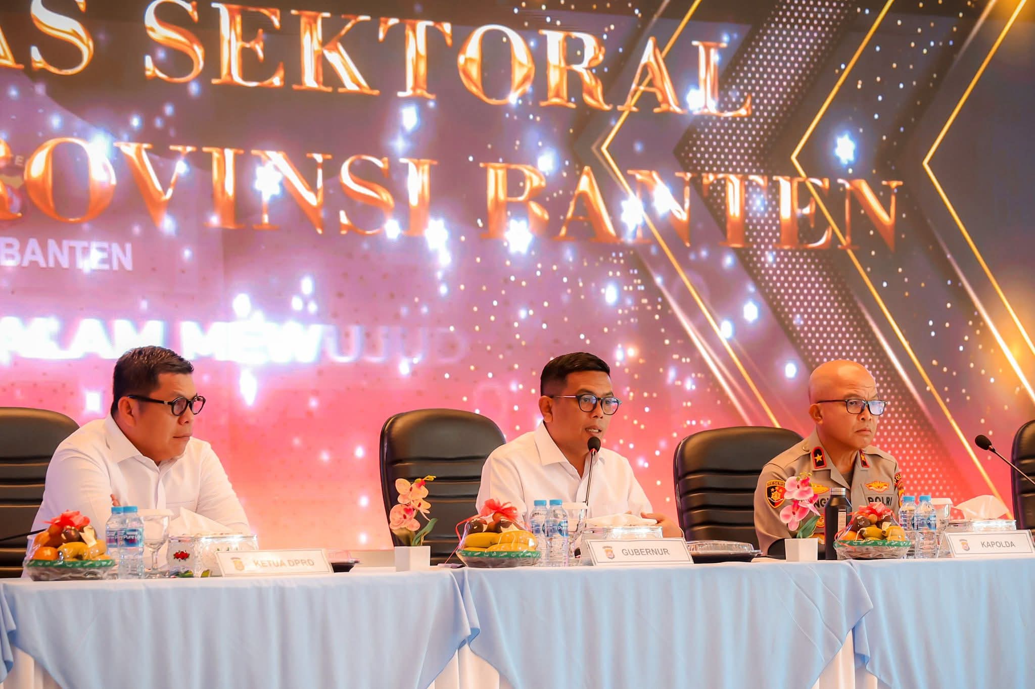 Gubernur Andra Soni Tegaskan Pendidikan Banten Harus Tetap Berjalan di Tengah Dinamika