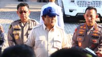 Prabowo Janji Kenaikan Pangkat Luar Biasa untuk Polisi Korban Ricuh