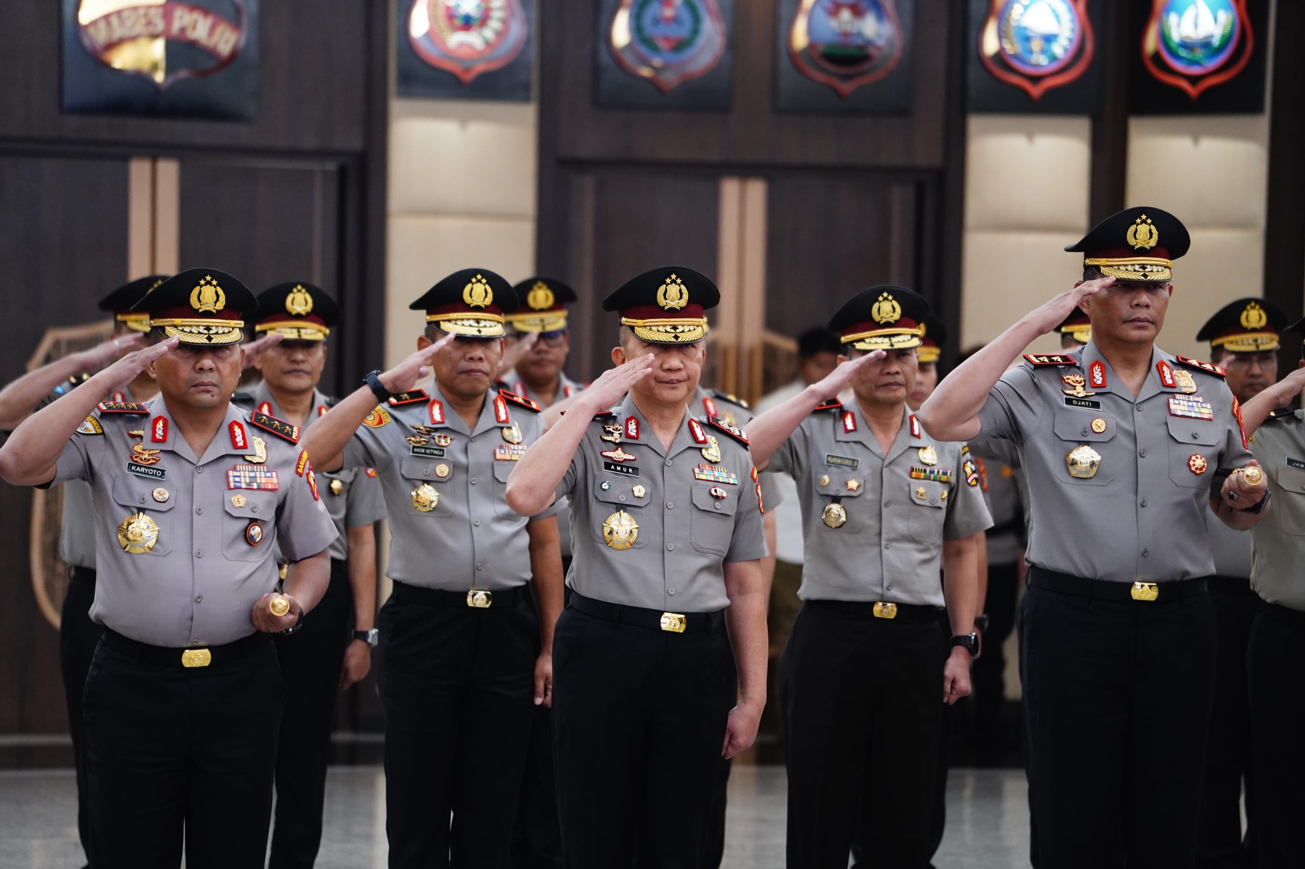 27 Perwira Tinggi POLRI Naik Pangkat