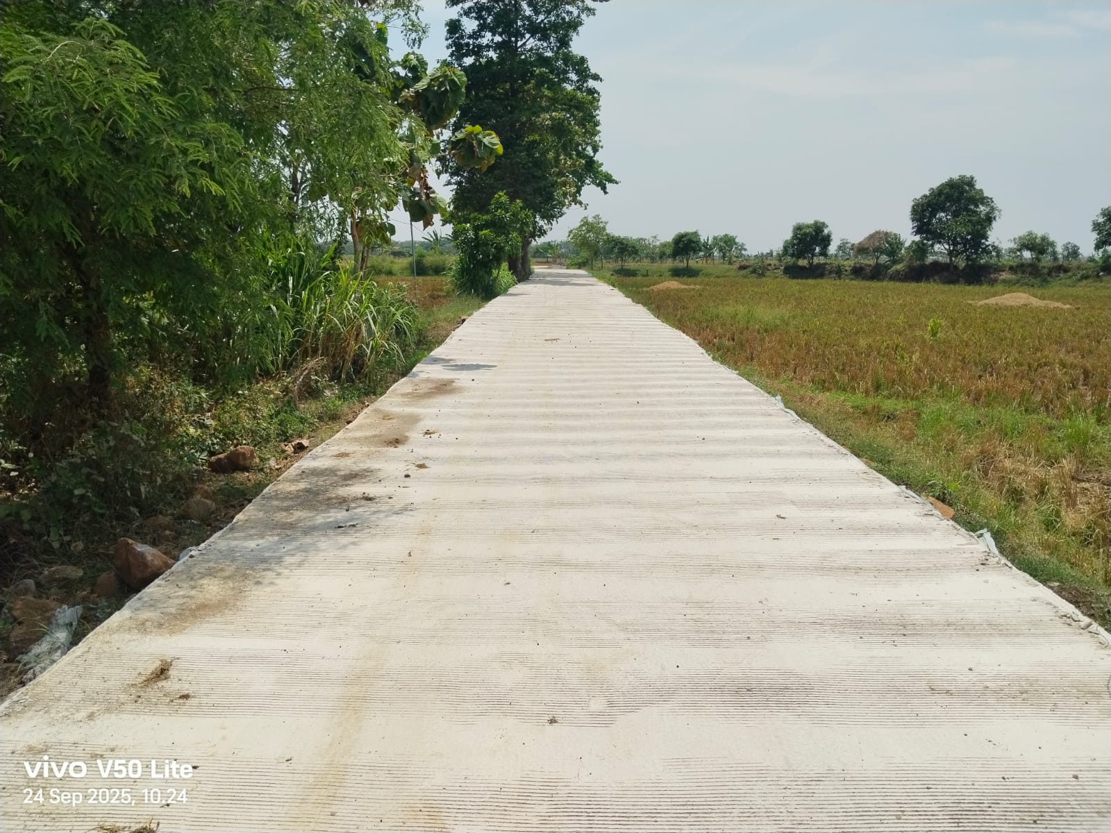 Rekonstruksi Akses Jalan Poros Dua Desa Sekarmulya-Rancamulya Tingkatkan Ekonomi Warga di Kedua Desa