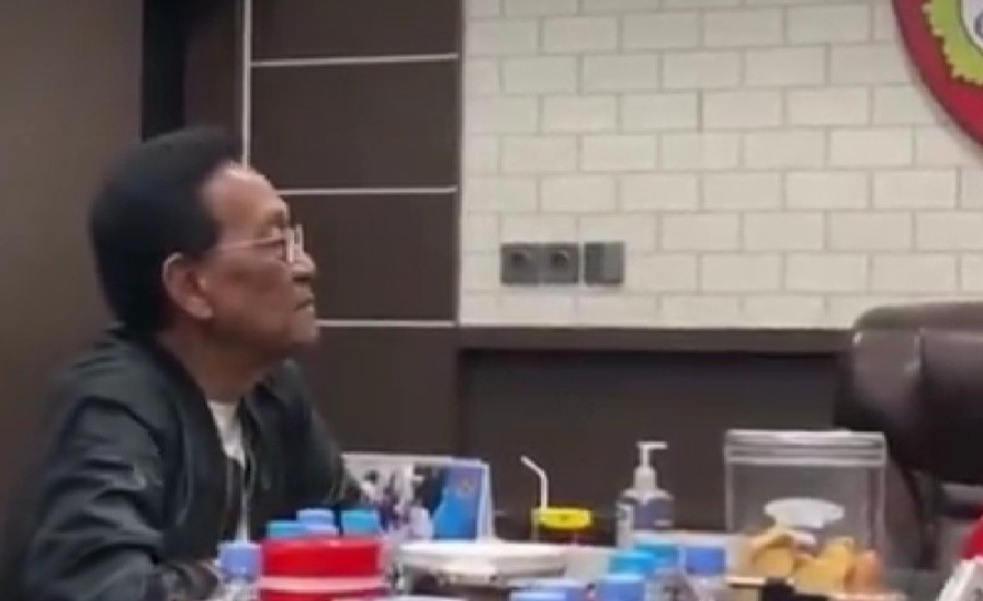 Sri Sultan Minta Kapolda DIY Usut Tewasnya Mahasiswa Amikom saat Demo Sri Sultan Minta Kapolda DIY Usut Tewasnya Mahasiswa Amikom saat Demo