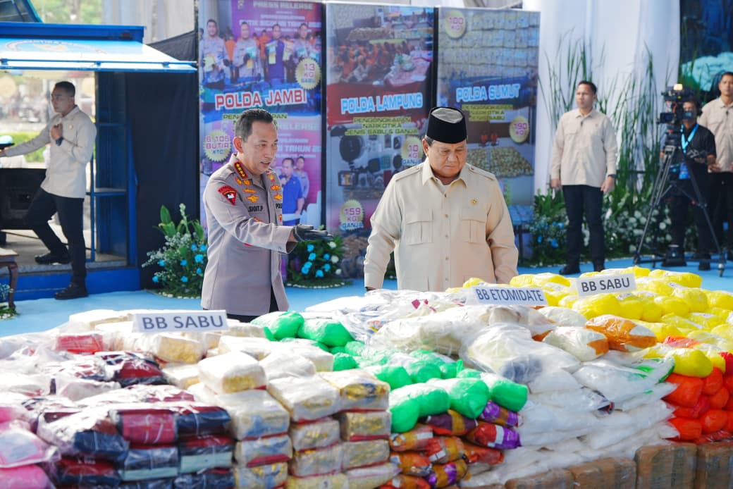 Presiden Pimpin Pemusnahan 214,84 Ton Narkoba oleh Polri, Kapolri: Tindak Lanjut Asta Cita Presiden Pimpin Pemusnahan 214,84 Ton Narkoba oleh Polri, Kapolri: Tindak Lanjut Asta Cita