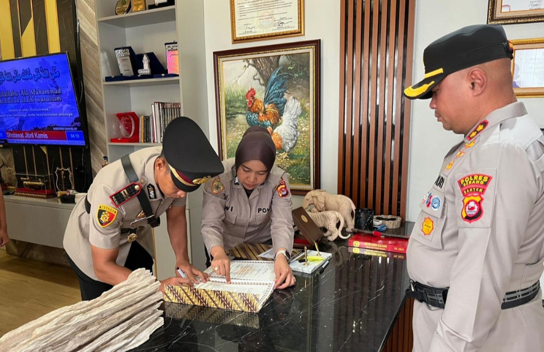 Kapolres Serang Pimpin Sertijab Dua Kapolsek, Tekankan Kepemimpinan Adaptif