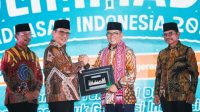 Gubernur Andra Soni Paparkan&nbsp; Program Sekolah Gratis di Hadapan Peserta OMI 2025