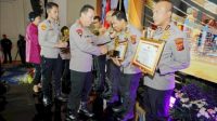 Kapolda NTT Irjen Rudi Darmoko Raih Penghargaan Bergengsi Polri Awards ‘HeForShe’ dari Kapolri