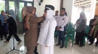 Camat Kramatwatu Lantik Tati Sukmawati Sebagai Pjs Kepala Desa Terate