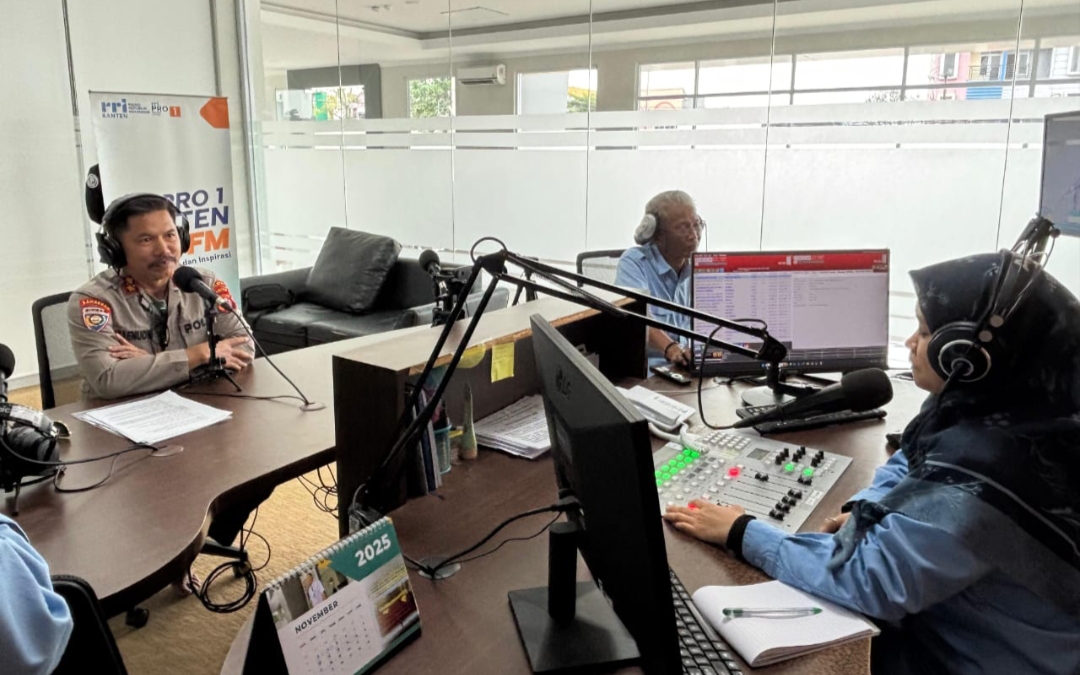 Polda Banten Talkshow di RRI Banten Angkat Tema “Poliran: Polisi Peduli Pengangguran”