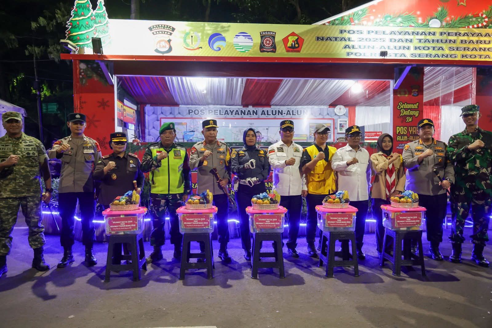 Gubernur Banten Tinjau Ibadah Malam Natal di Kota Serang, Pastikan Keamanan dan Kenyamanan Jemaat