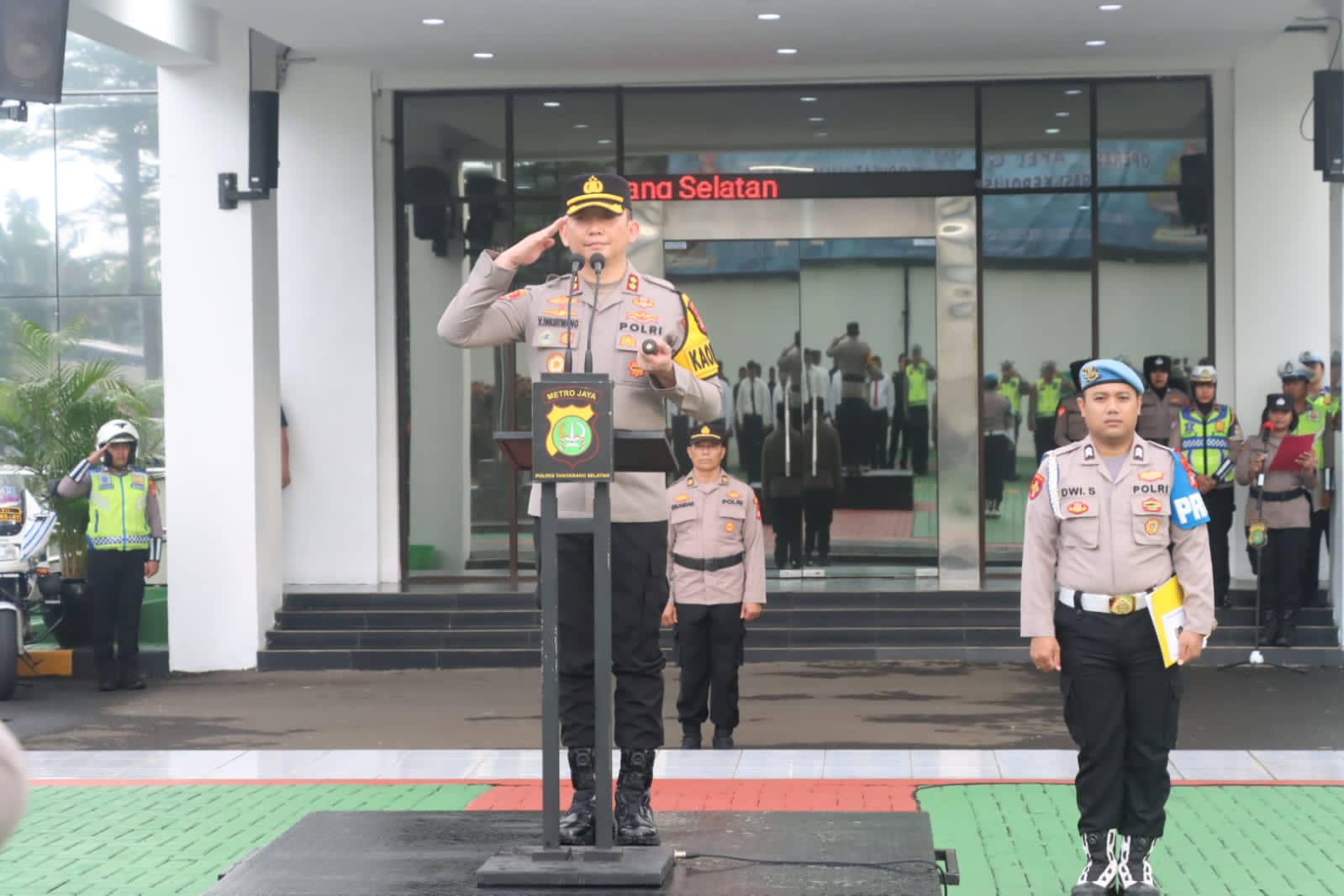 Polres Tangsel Gelar Apel Pasukan Operasi Lilin 2025, Siap Amankan Nataru