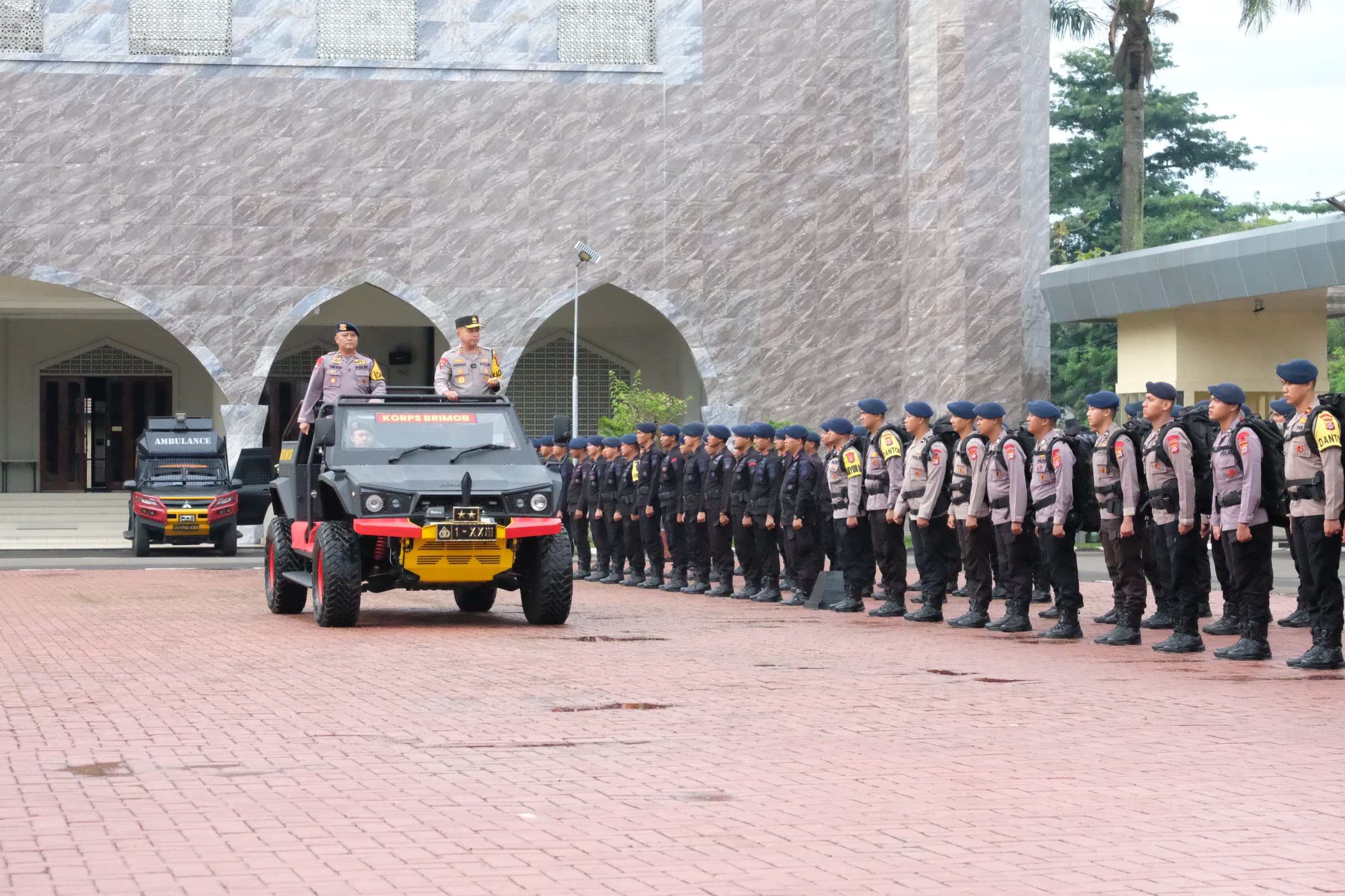 Polda Banten Lepas 100 Personel Brimob untuk Operasi Aman Nusa II di Aceh