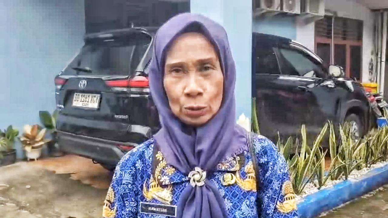 Terima SK P3K Usai 25 Tahun, Seorang Nenek Langsung Pensiun