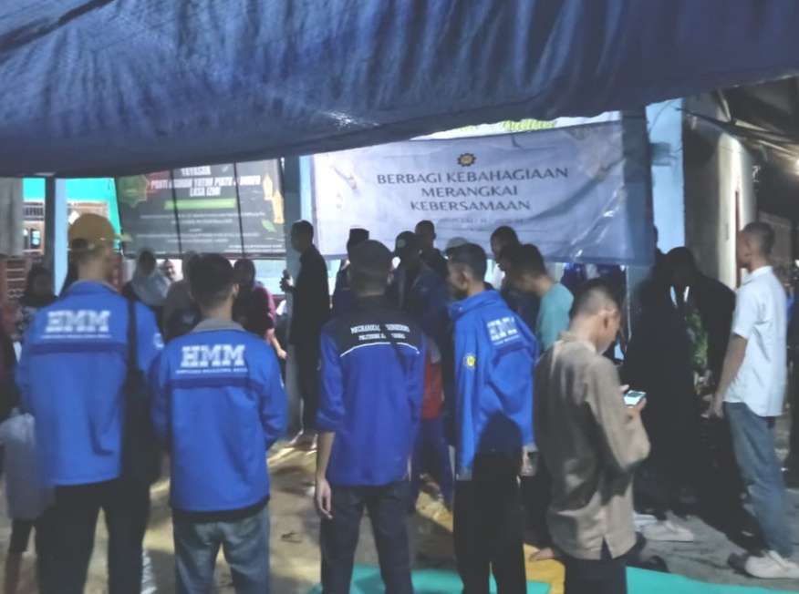 Mahasiswa Politeknik Gajah Tunggal Bagikan Keberkahan di Panti Asuhan Yatim Piatu dan Dhuafa Izmi