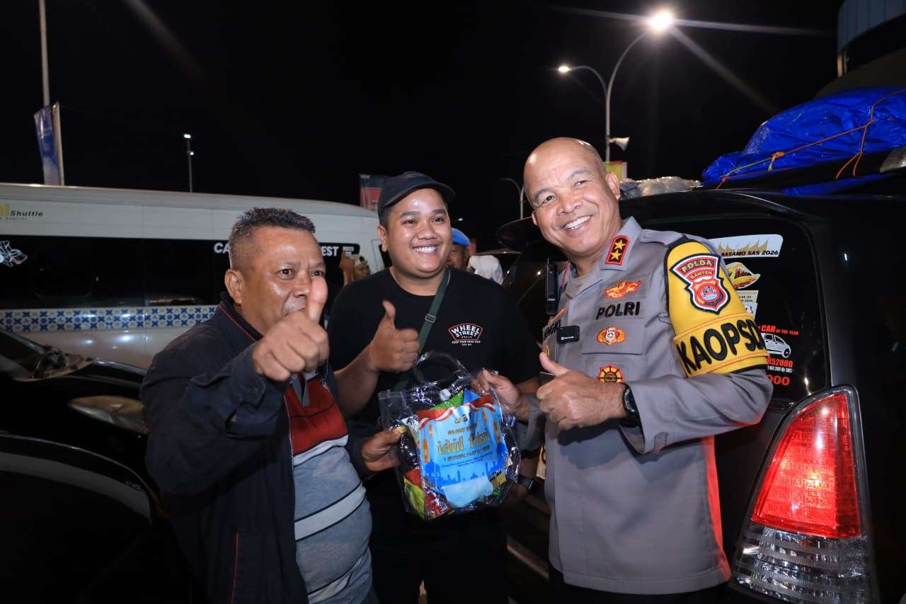 Pemantauan Arus Mudik di Pelabuhan Banten, Kapolda Sampaikan Situasi Terkini Pemantauan Arus Mudik di Pelabuhan Banten, Kapolda Sampaikan Situasi Terkini
