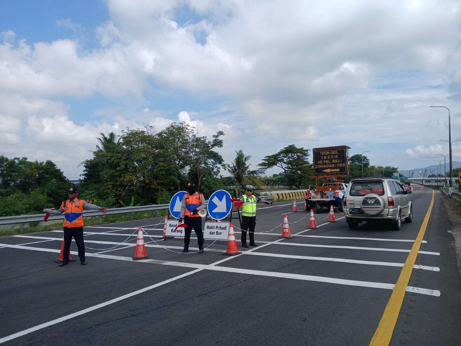 Polda Banten Pastikan Arus Menuju Merak Lancar dan Kondusif