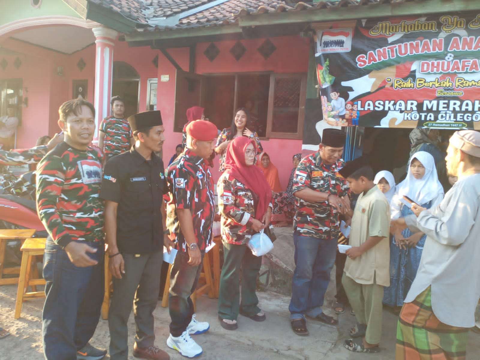 LMP Cilegon Gelar Buka Puasa Bersama dan Santunan Yatim Dhuafa, Perkuat Kepedulian Sosial LMP Cilegon Gelar Buka Puasa Bersama dan Santunan Yatim Dhuafa, Perkuat Kepedulian Sosial