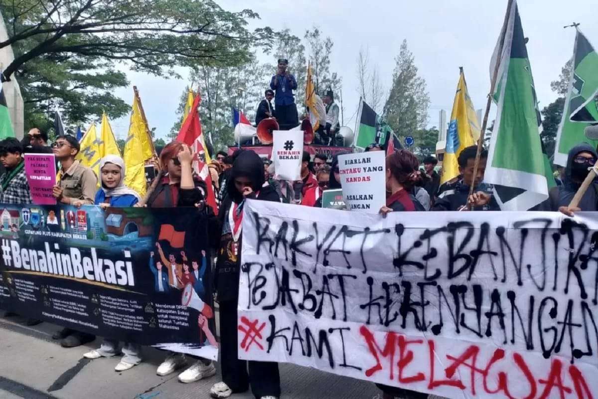 Plt Bupati Bekasi Tidak Punya Empati Terhadap Aksi Demo Mahasiswa Plt Bupati Bekasi Tidak Punya Empati Terhadap Aksi Demo Mahasiswa