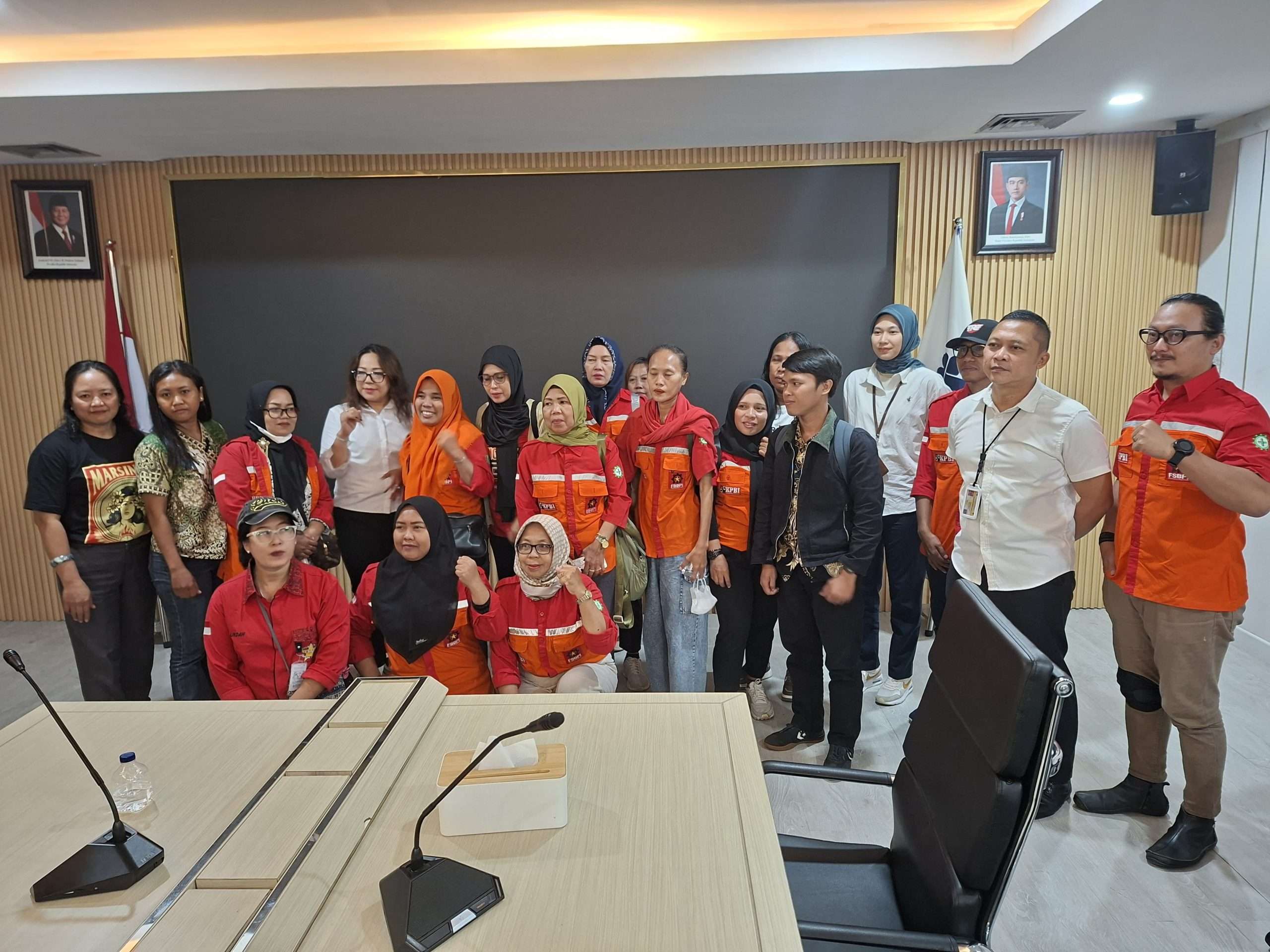 Mengendus akan ada PHK, Karyawan PT. Amos Indah Indonesia Mengadu Ke Kemnaker RI