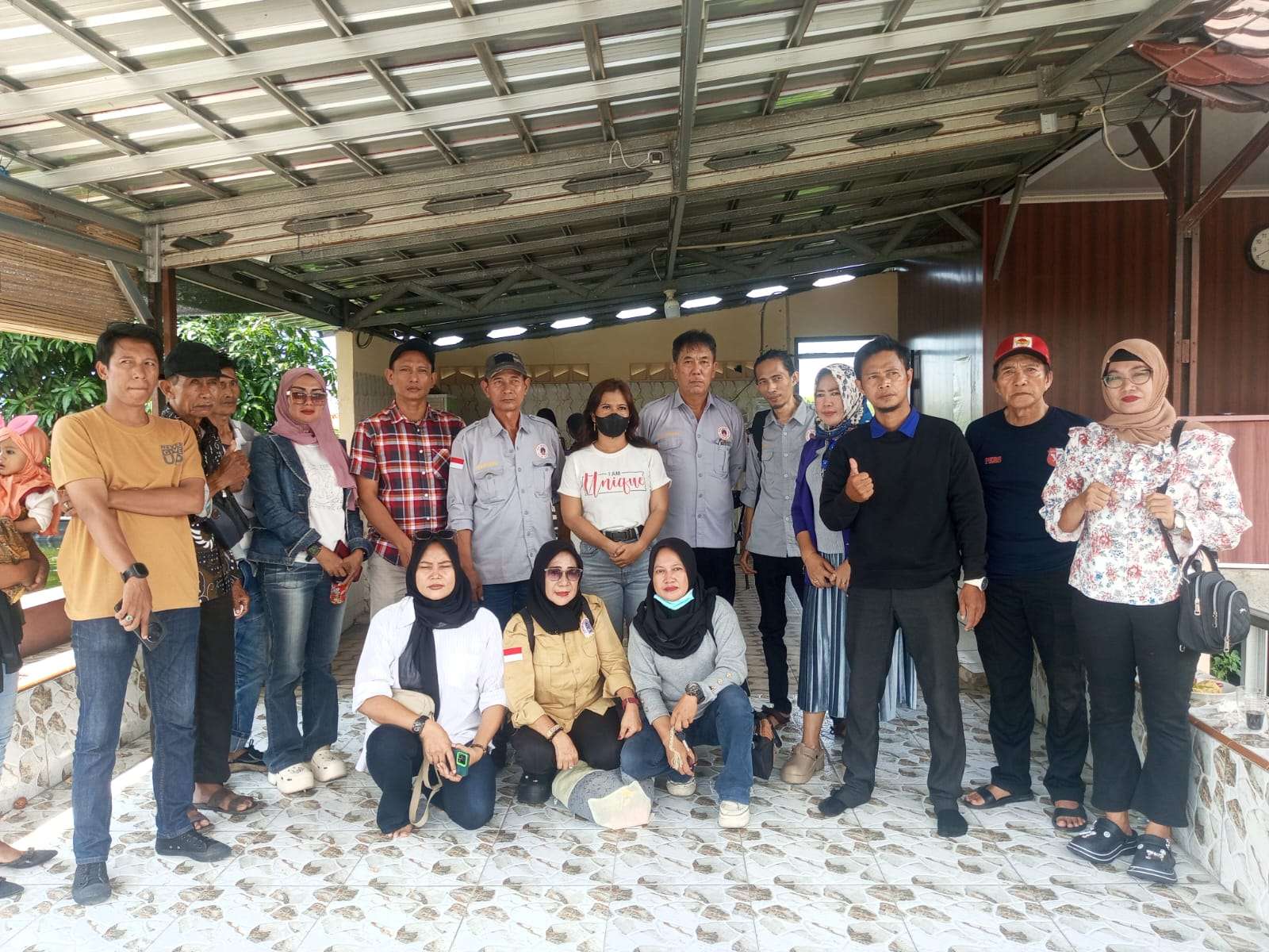 FWB Gelar Halal Bihalal, Perkuat Solidaritas dan Profesionalisme Wartawan Banten FWB Gelar Halal Bihalal, Perkuat Solidaritas dan Profesionalisme Wartawan Banten