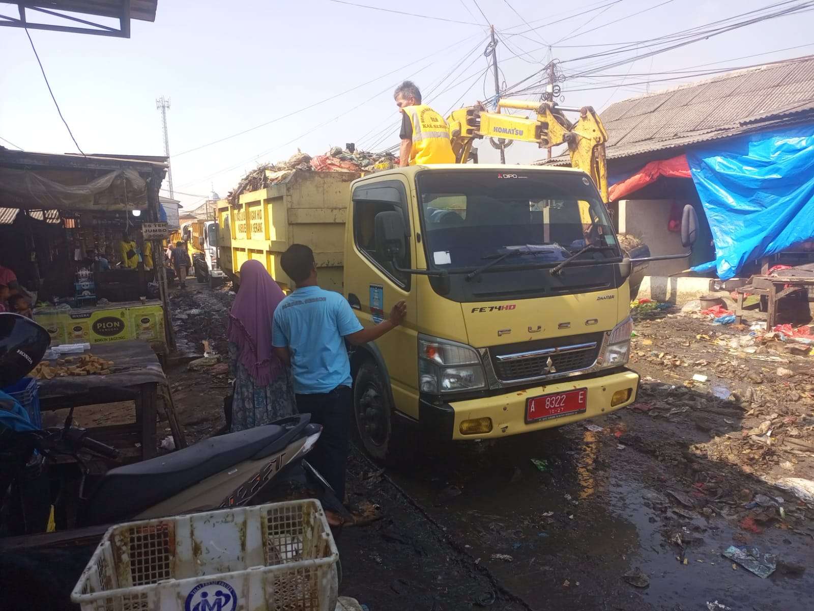 Tumpukan Sampah di Pasar Banjarsari Cikande Berhasil Diangkut, Warga Apresiasi