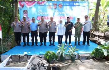 Dukung Indonesia ASRI, Polda Banten Bangun Jembatan dan Tanam 1.000 Pohon
