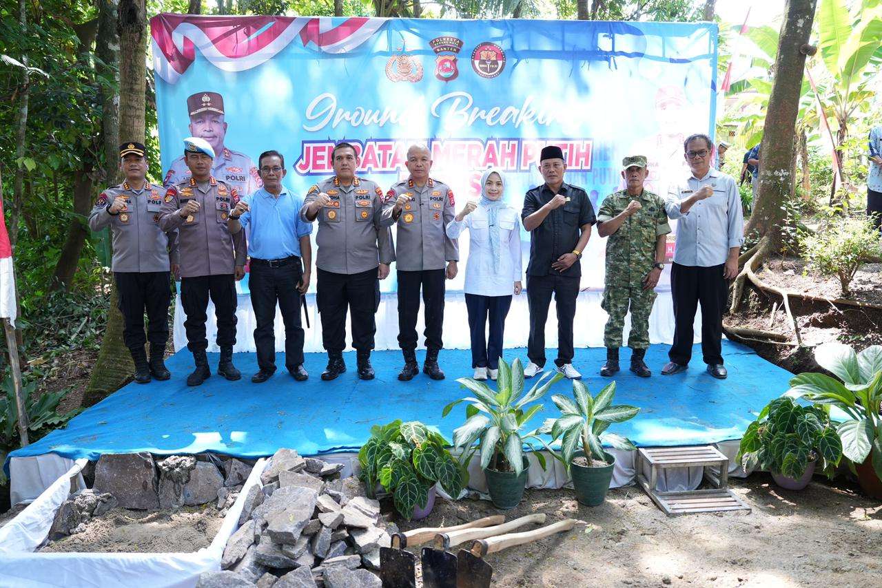 Dukung Indonesia ASRI, Polda Banten Bangun Jembatan dan Tanam 1.000 Pohon