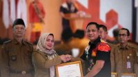 IWO Indonesia Soroti Transparansi Dana Desa : “Sambutan Plt Bupati Bekasi, Sinyal Lemah Akuntabilitas” IWO Indonesia Soroti Transparansi Dana Desa : “Sambutan Plt Bupati Bekasi, Sinyal Lemah Akuntabilitas”