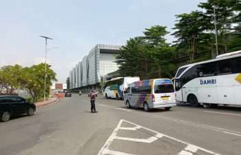 Pastikan Rombongan Jemaah Haji 2026 Lancar, Polisi Atur Lalin di Bandara Soetta