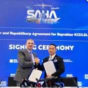 Republikorp dan Baykar Teken Kerja Sama Pengembangan UCAV Bayraktar KIZILELMA di Istanbul