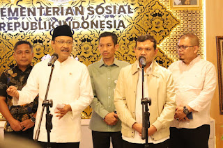 Wagub Aceh Temui Mensos RI, Bahas Penambahan PBI JK hingga Dukungan Penanganan Bencana dan Sekolah Rakyat Wagub Aceh Temui Mensos RI, Bahas Penambahan PBI JK hingga Dukungan Penanganan Bencana dan Sekolah Rakyat