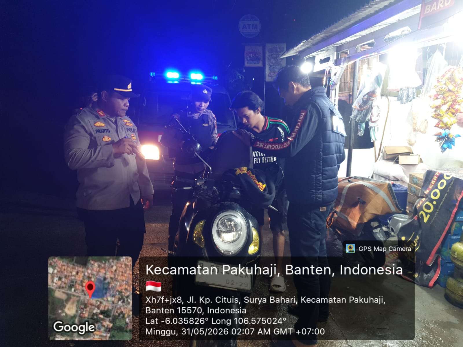 Polsek Pakuhaji Gelar Razia Stasioner dan Patroli Mobile Antisipasi Gangguan Kamtibmas Polsek Pakuhaji Gelar Razia Stasioner dan Patroli Mobile Antisipasi Gangguan Kamtibmas