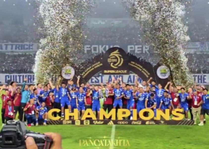 Persib Ukir Sejarah Usai HattrickJuara Liga 1 2026