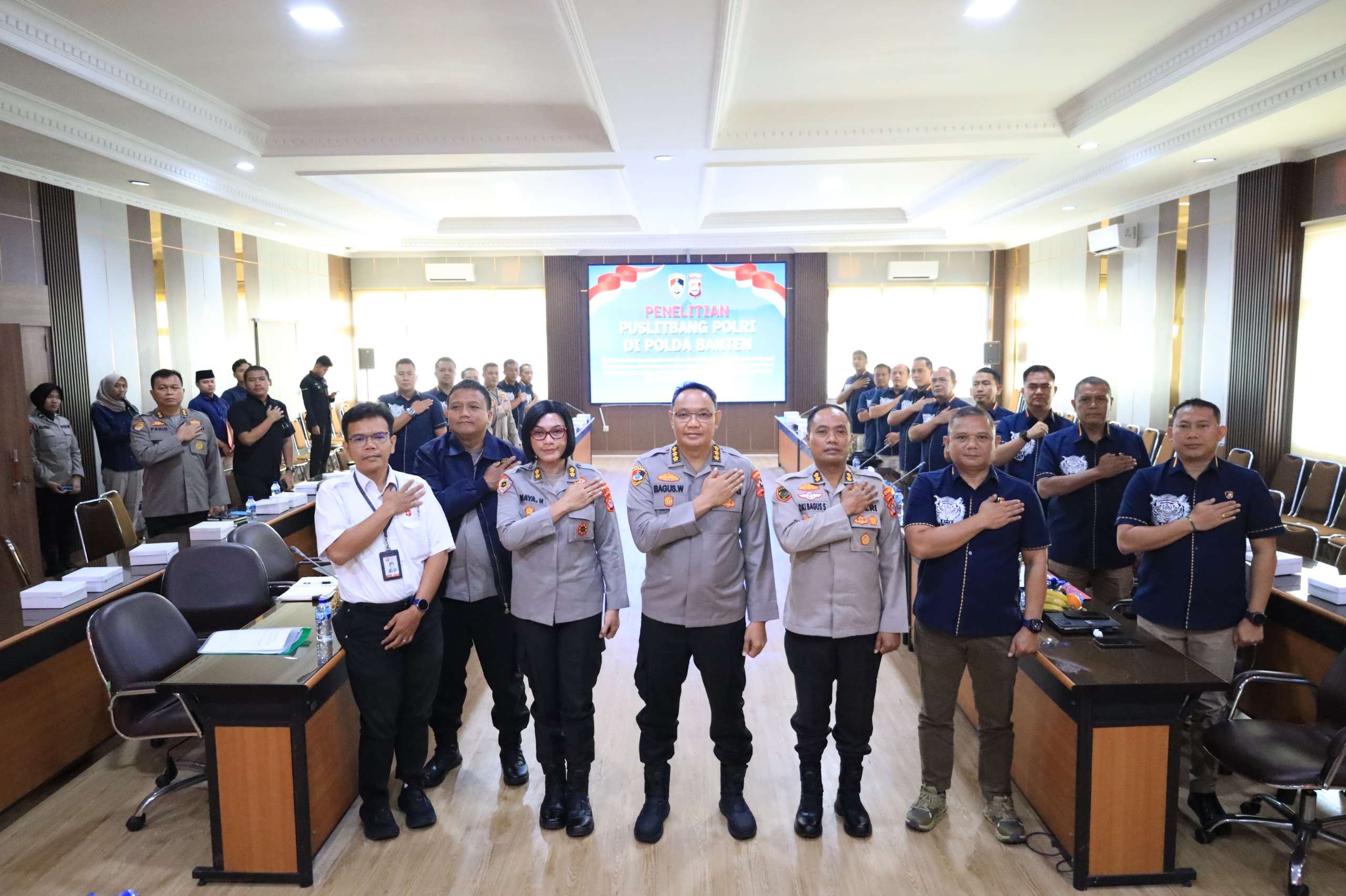 Polda Banten Terima Kunjungan Puslitbang Polri, Teliti Pemberantasan Korupsi dan Tinjau SPPG MBG Polda Banten Terima Kunjungan Puslitbang Polri, Teliti Pemberantasan Korupsi dan Tinjau SPPG MBG
