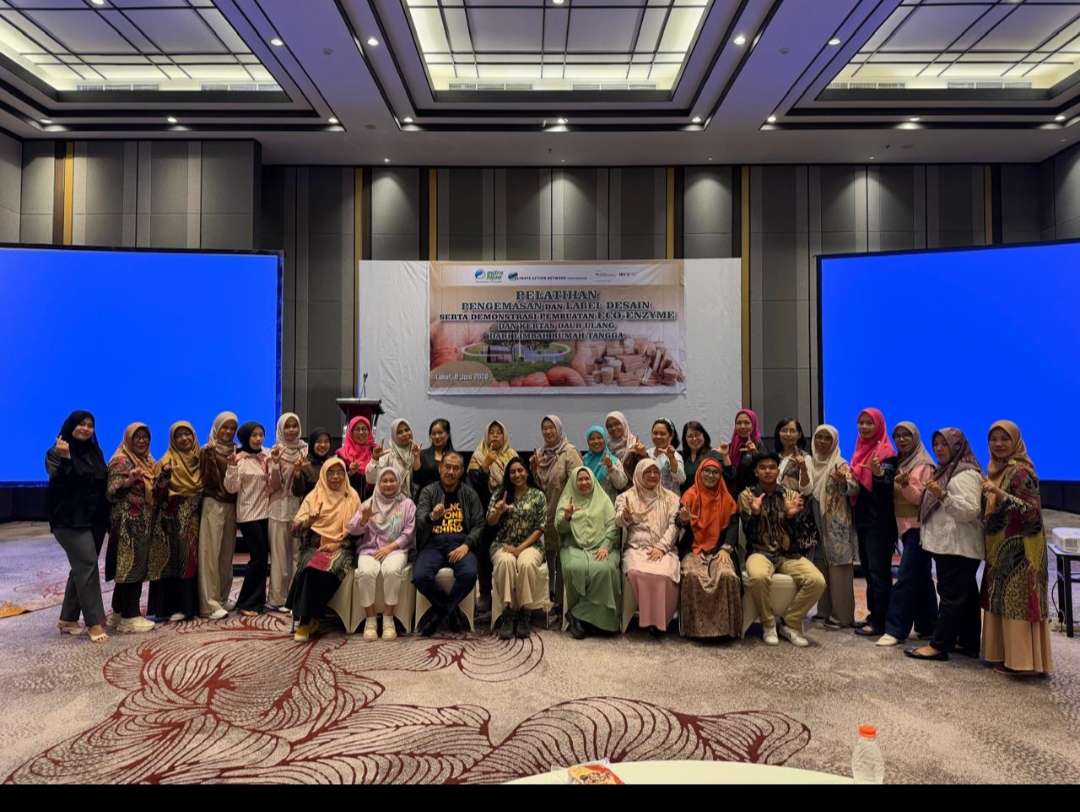 YMH Dorong UMKM dan Perempuan Lahat Naik Kelas Lewat Pelatihan Kemasan Produk dan Ekonomi Hijau YMH Dorong UMKM dan Perempuan Lahat Naik Kelas Lewat Pelatihan Kemasan Produk dan Ekonomi Hijau