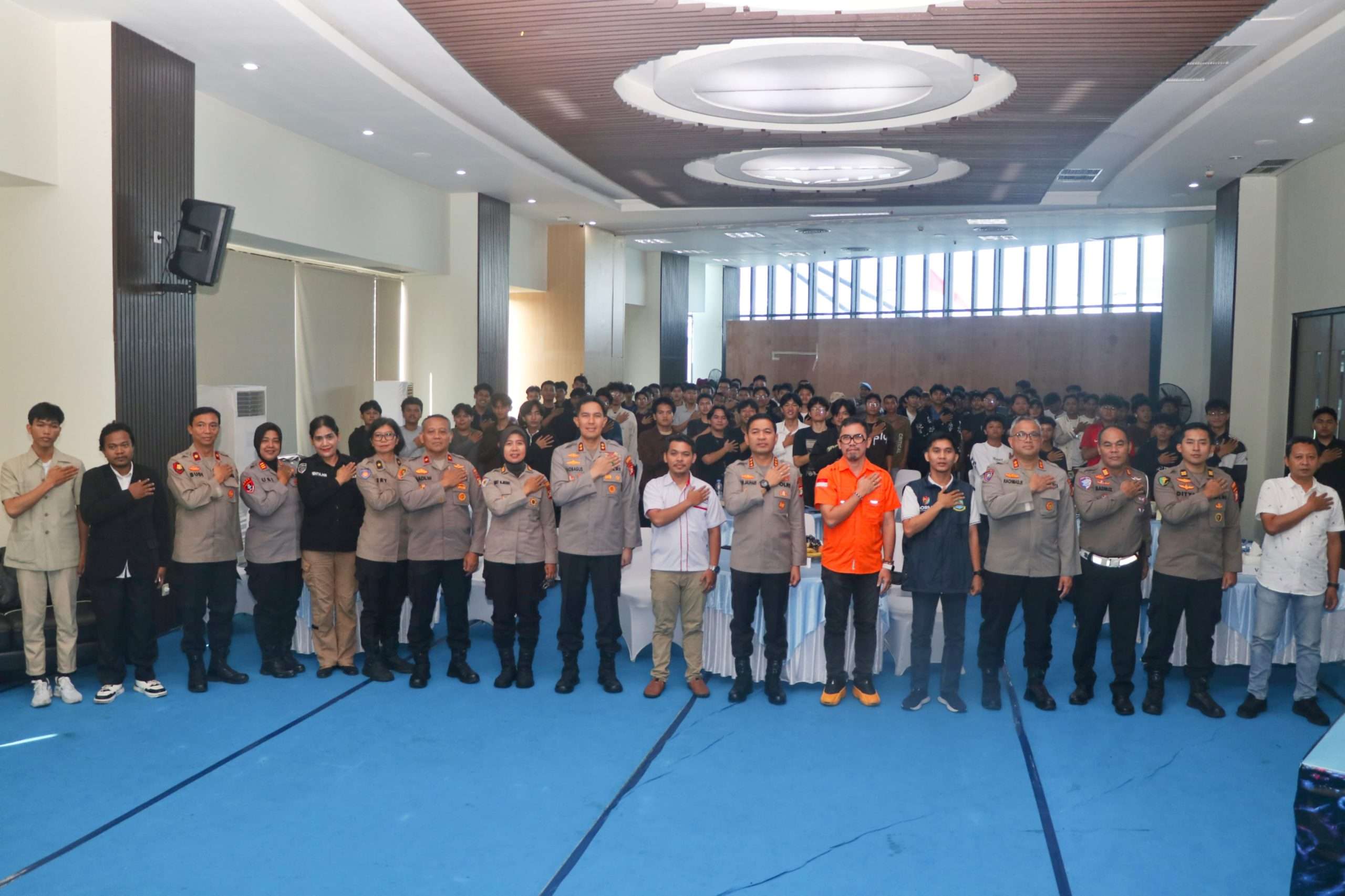 Polres Metro Tangerang Kota Gelar Turnamen Mobile Legends, Bangun Sportivitas dan Kamtibmas Lewat E-Sport Polres Metro Tangerang Kota Gelar Turnamen Mobile Legends, Bangun Sportivitas dan Kamtibmas Lewat E-Sport