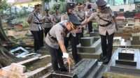 Jelang Hari Bhayangkara ke-80, Kapolres Lebak Pimpin Ziarah Rombongan di TMP Sirna Rana