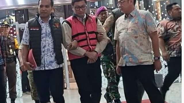 Komisaris Perusahaan Penyedia Motor Listrik Ditetapkan sebagai Tersangka Ke-5 Korupsi MBG Komisaris Perusahaan Penyedia Motor Listrik Ditetapkan sebagai Tersangka Ke-5 Korupsi MBG