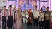 Tasyakuran Kelulusan Kelas IX SMPS Islam Ayatra Berjalan Khidmat Tasyakuran Kelulusan Kelas IX SMPS Islam Ayatra Berjalan Khidmat