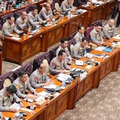 Rapat Paripurna DPR Sahkan Revisi UU Polri Menjadi Undang-Undang