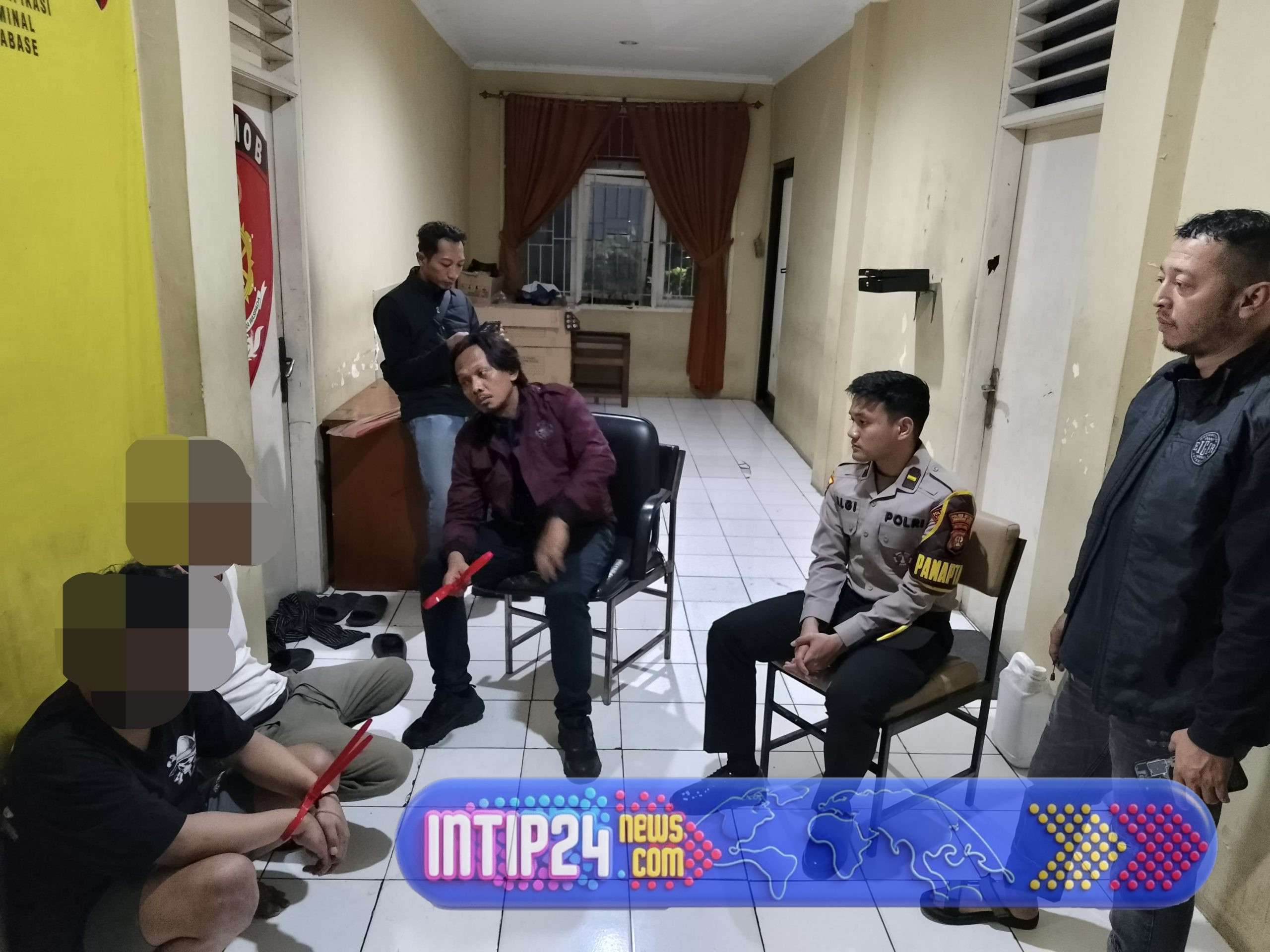 Diduga Tolak Uang Jatah Preman, Pedagang Buah di Ciledug Diserang, Pelaku Langsung Diamankan Polisi Diduga Tolak Uang Jatah Preman, Pedagang Buah di Ciledug Diserang, Pelaku Langsung Diamankan Polisi