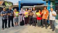 DKP Kota Tangerang Gelar Bang SaMa Ngider, Warga Karawaci Antusias Tebus Beras SPHP Rp55 Ribu DKP Kota Tangerang Gelar Bang SaMa Ngider, Warga Karawaci Antusias Tebus Beras SPHP Rp55 Ribu